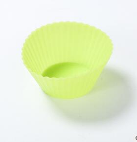 12-Pack Reusable Silicone Cupcake Liners – Vibrant and Non-Stick! - Cloud Eight